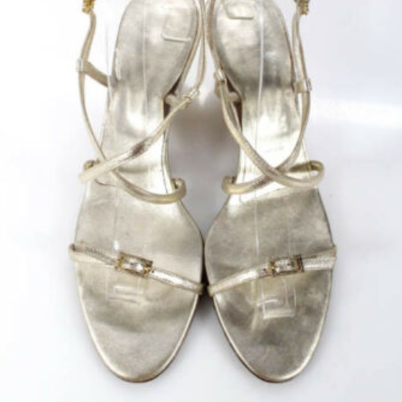 Vera Wang Gold Metallic Leather Kitten Strappy 8 - Picture 2 of 6